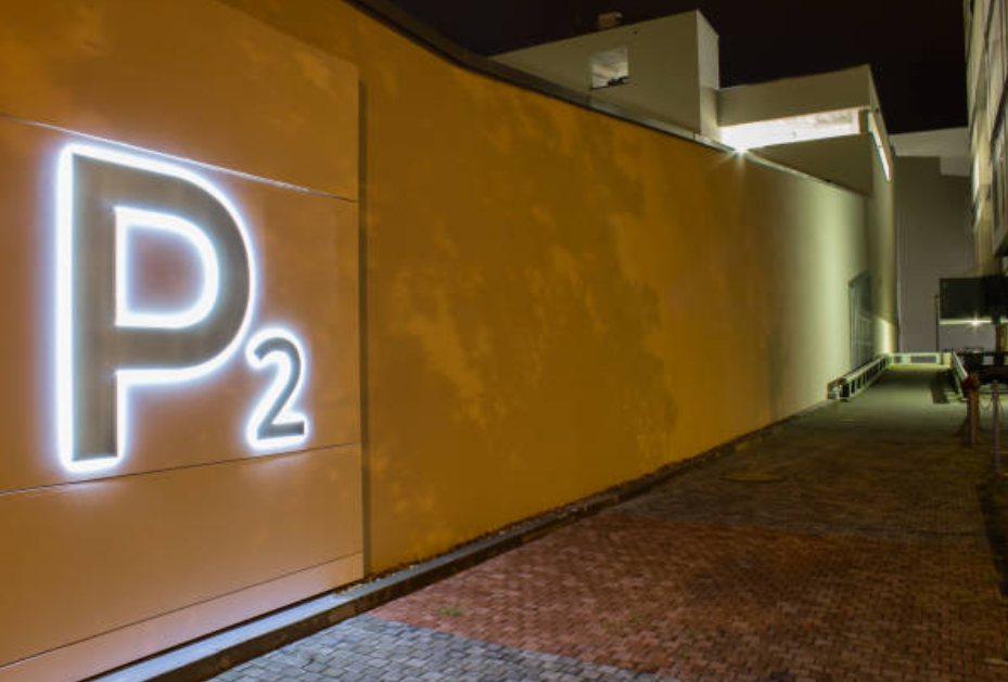 Illuminated Edge Signage Channel Letters