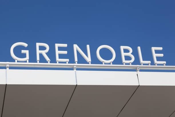 Suspended Channel Letter Installation