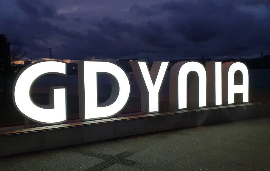 Commerical Full Lit Channel Letters