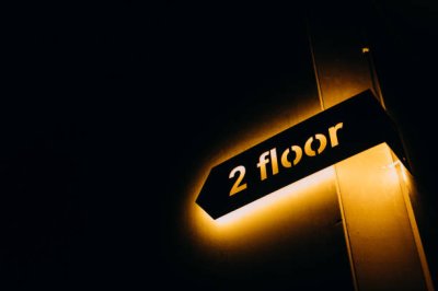 Dual-Lit Signage