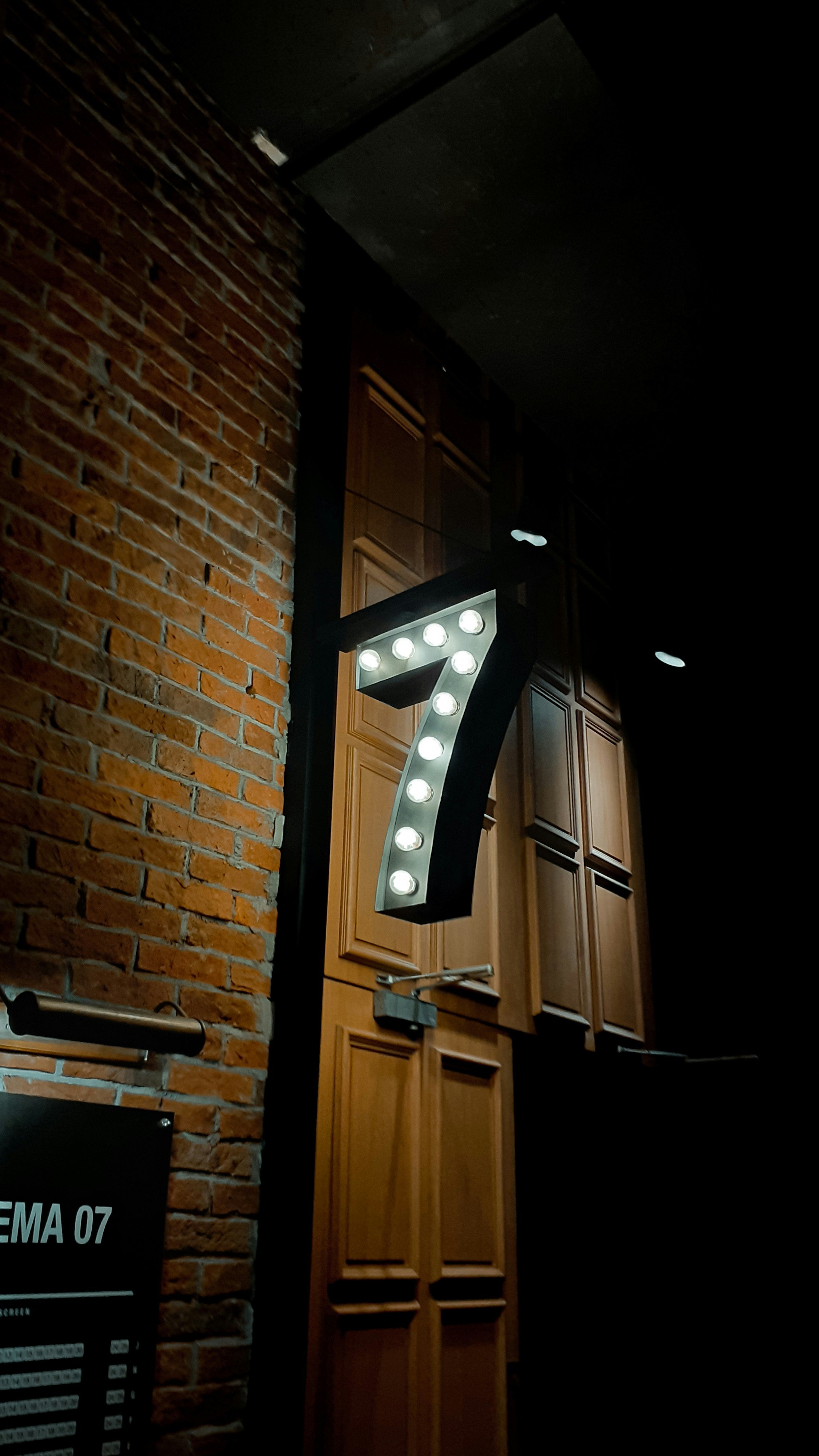 Exposed Bulb Signage