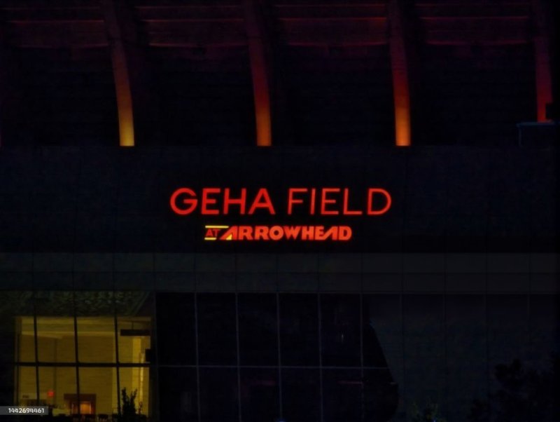 Custom Front-Lit Signs