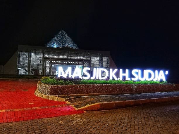 Permanent Channel Letter Installation