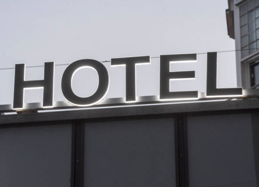 Outdoor Edge-Lit Signage Channel Letters