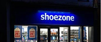 Full-Lit Sign Design