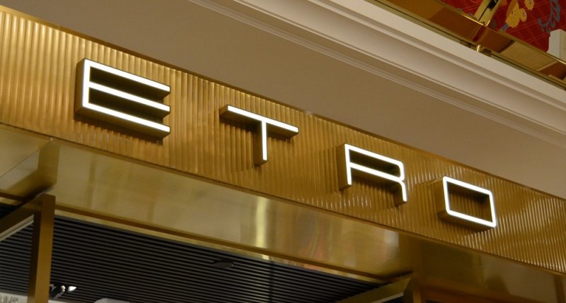 Commercial Sign Lighting