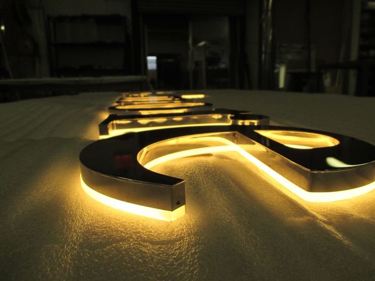 Edge Illuminated Letters